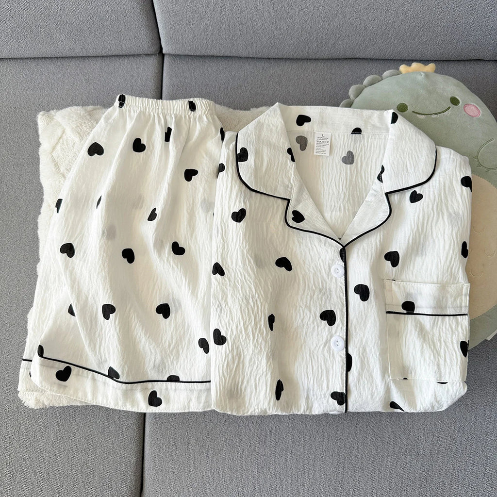 Women's Summer Thin Pajamas with Heart-Shaped Short Sleeves and Shorts, Sweet and Cute, Can Be Worn Outside in Summer, Two-Piece Home Wear Set